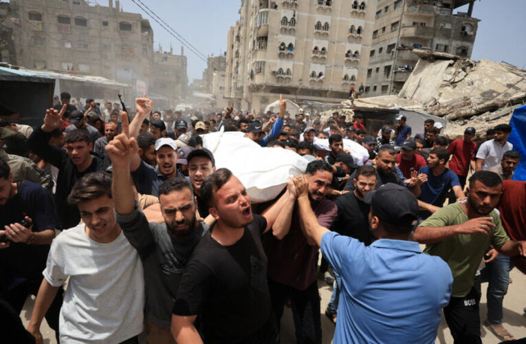 Israeli attacks in Gaza have stepped up since halt in bombing in Iran