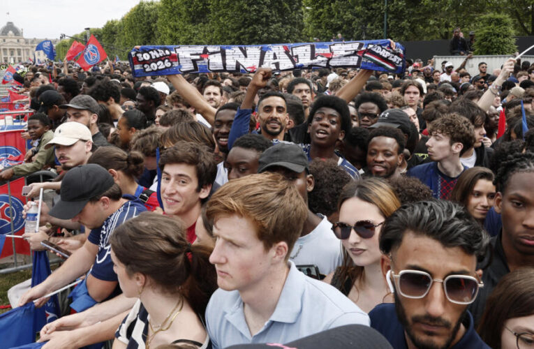 PSG fans await Champions League trophy celebration in Paris