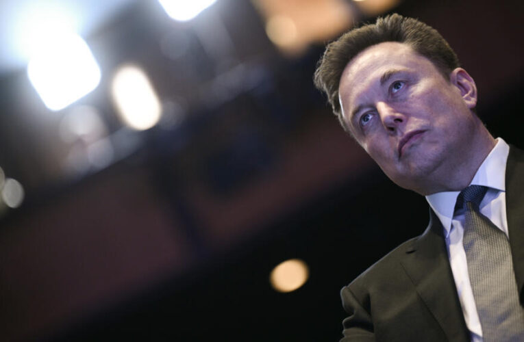 Elon Musk eyes record-breaking Wall Street debut with SpaceX IPO