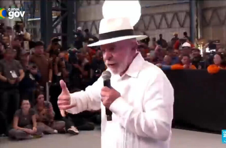 Brazil’s Lula backs new oil, gas drilling in western Amazon