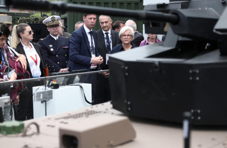 Franco-German group unveils new battle tank at Eurosatory defence fair
