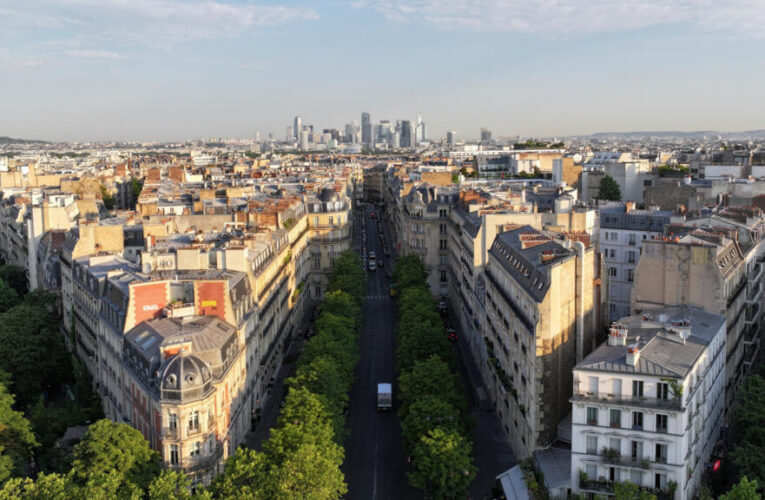 Paris police asks major festivals be cancelled due to relentless heatwave