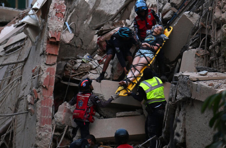 Venezuela hit by back-to-back powerful earthquakes, buildings collapse in Caracas