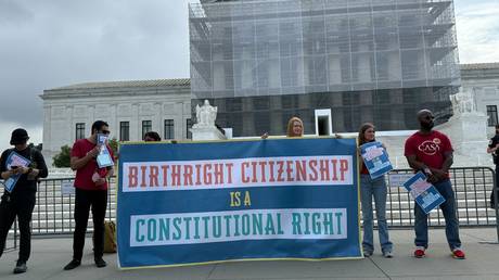 Supreme Court strikes down Trump’s birthright citizenship order