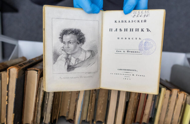 French court tries seven Georgians over theft of rare Russian books