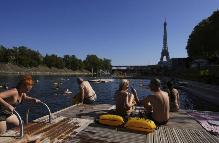 Parisians will be able to swim for a second year in the Seine
