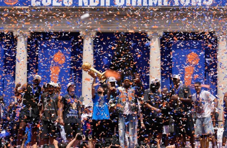 Knicks fans flood New York for massive NBA Finals championship parade