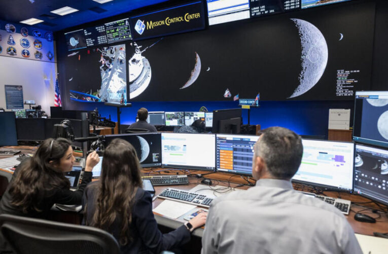 NASA robot rescue mission sets sights on a space telescope plummeting to Earth