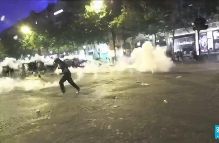Nearly 900 arrested as PSG celebrations blighted by violence