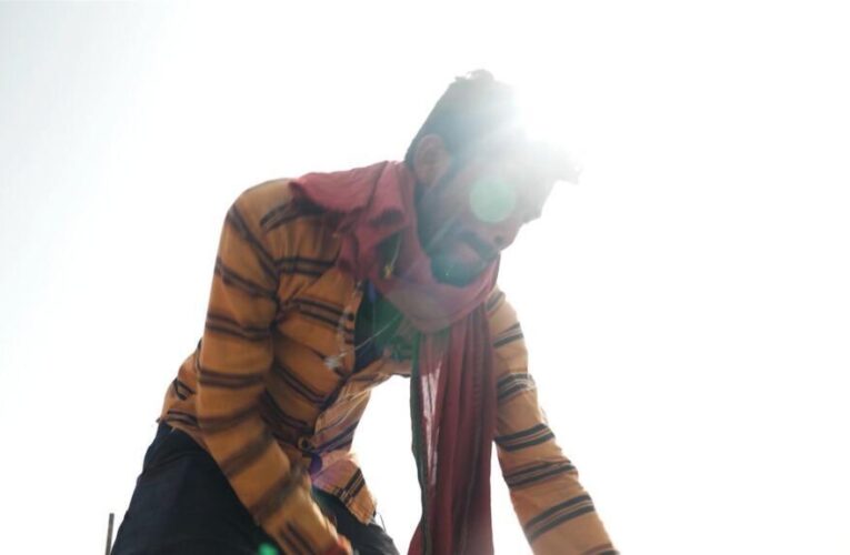 Extreme heatwaves: Indians struggle and suffer from water shortages