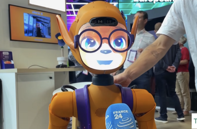 Love, loneliness and robots: AI prompts new questions around human connection