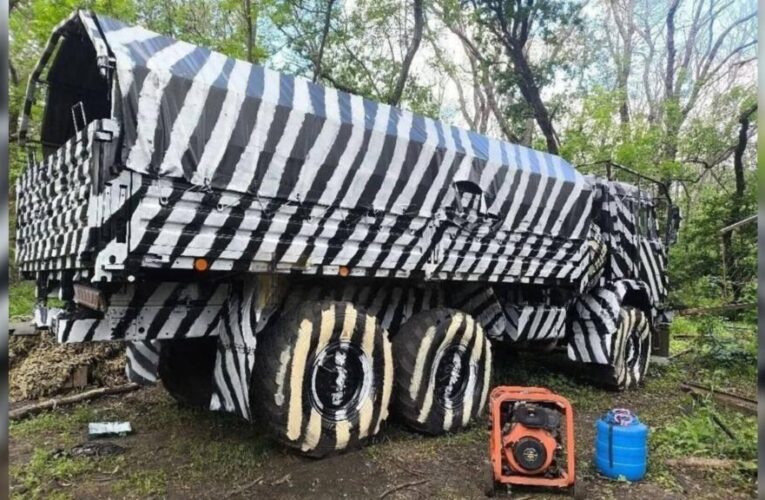 Why Russian trucks in Ukraine are covered in ‘zebra’ camouflage