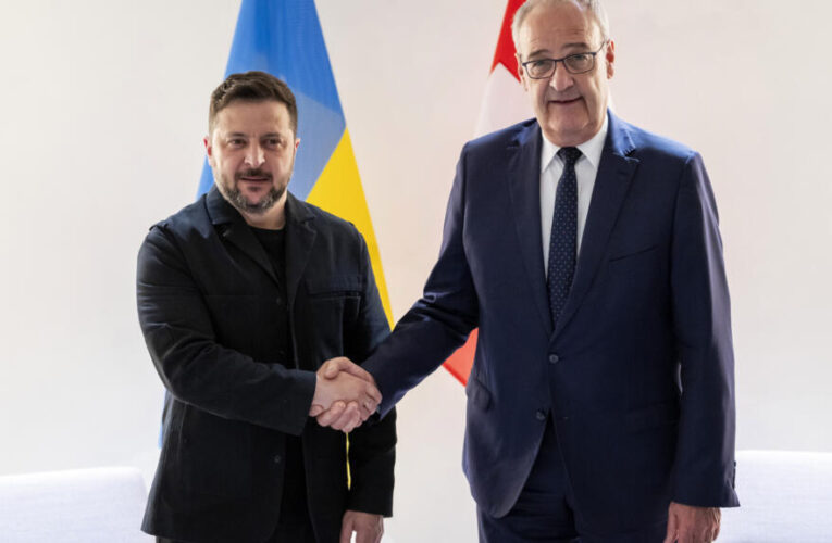 G7 leaders to meet Zelensky as Trump signals possible Ukraine breakthrough