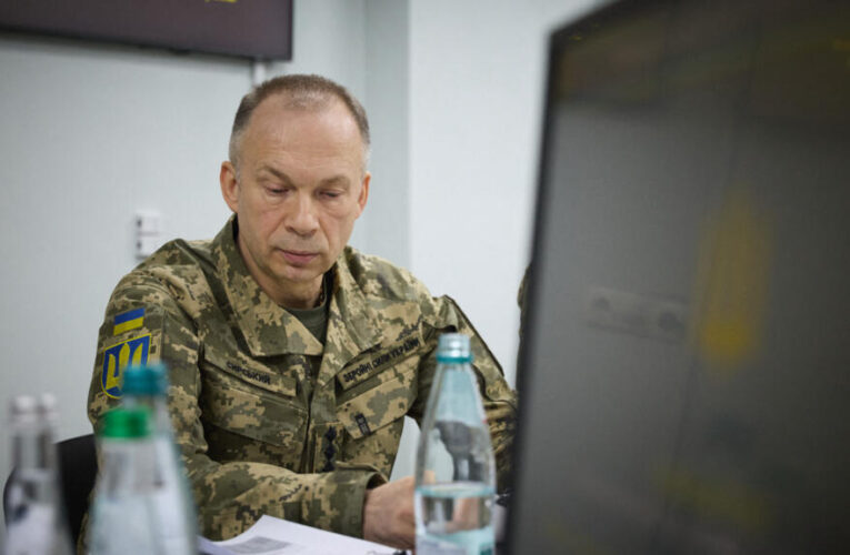 Zelensky sacks Ukraine army chief Oleksandr Syrsky
