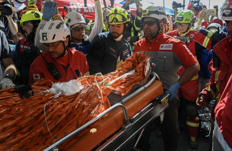 Security guard rescued from building basement eight days after Venezuela earthquakes