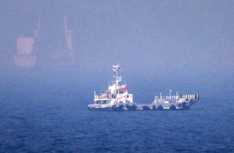 US military reimposes naval blockade on Iranian ports, launches new strikes
