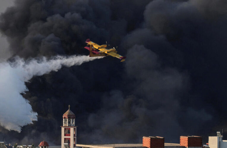 Greece’s Thessaloniki threatened by spreading wildfire