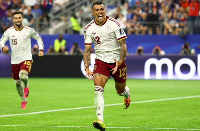 Spain deliver masterclass to sink French Armada and reach World Cup final