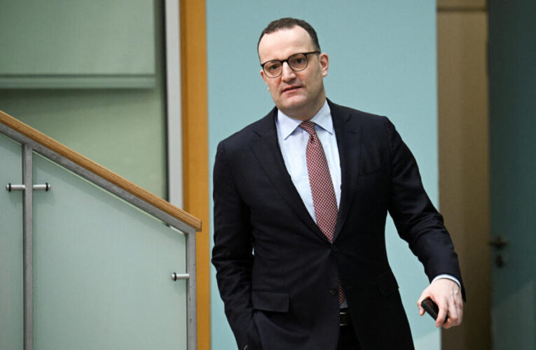 German conservative parliamentary leader resigns over surrogate baby controversy