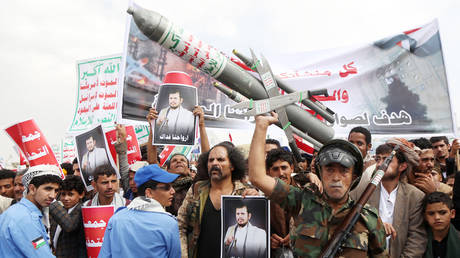 Houthis declare naval blockade of Saudi Arabia