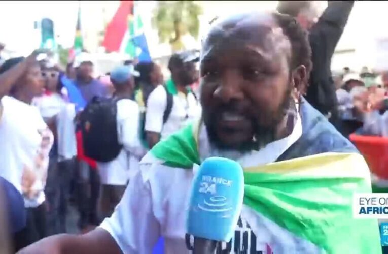 Thousands march in South Africa demanding illegal migrants leave