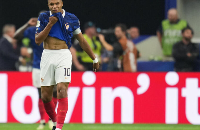 World Cup: French dream comes to an end against dominating Spain