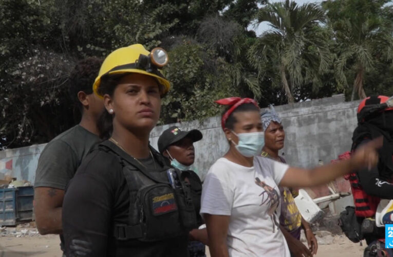 Venezuelans dig to find their loved ones