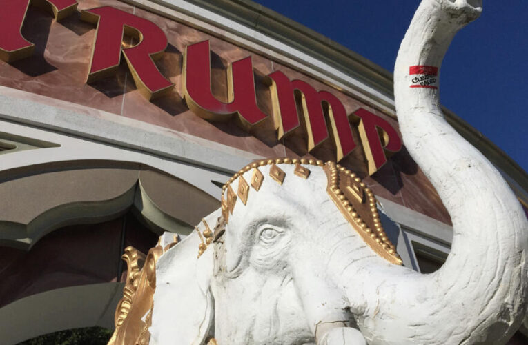 Capital One bank cites money-laundering probe to justify closing Trump Organization accounts