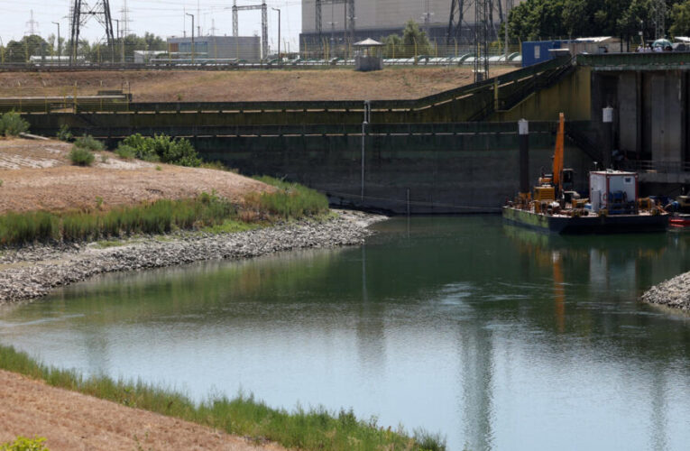 Amid a drought and soaring temperatures, Hungary shuts down its nuclear plant