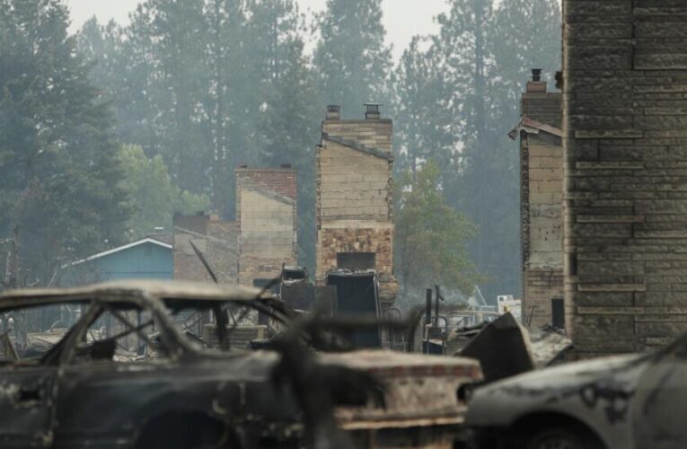 Fast moving wildfires raze neighborhoods in US northwest city of Spokane